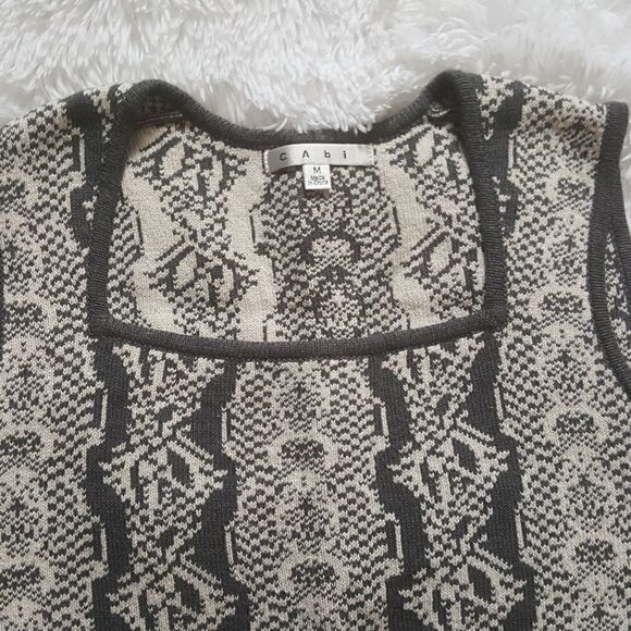 Cabi peplum shell sleeveless sweater top Womens Size Medium - Picture 3 of 5